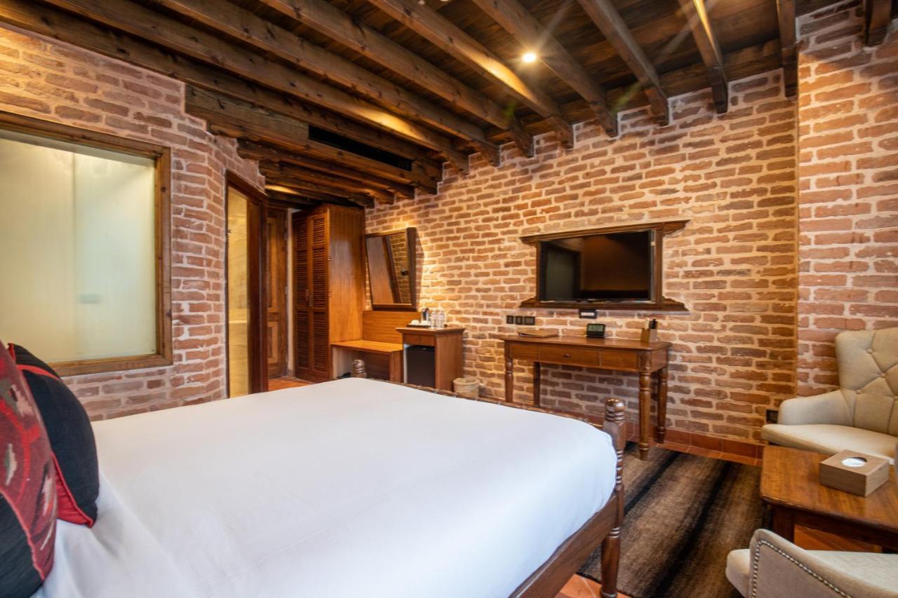 קטמנדו Basera Boutique Hotel מראה חיצוני תמונה A room at the hotel